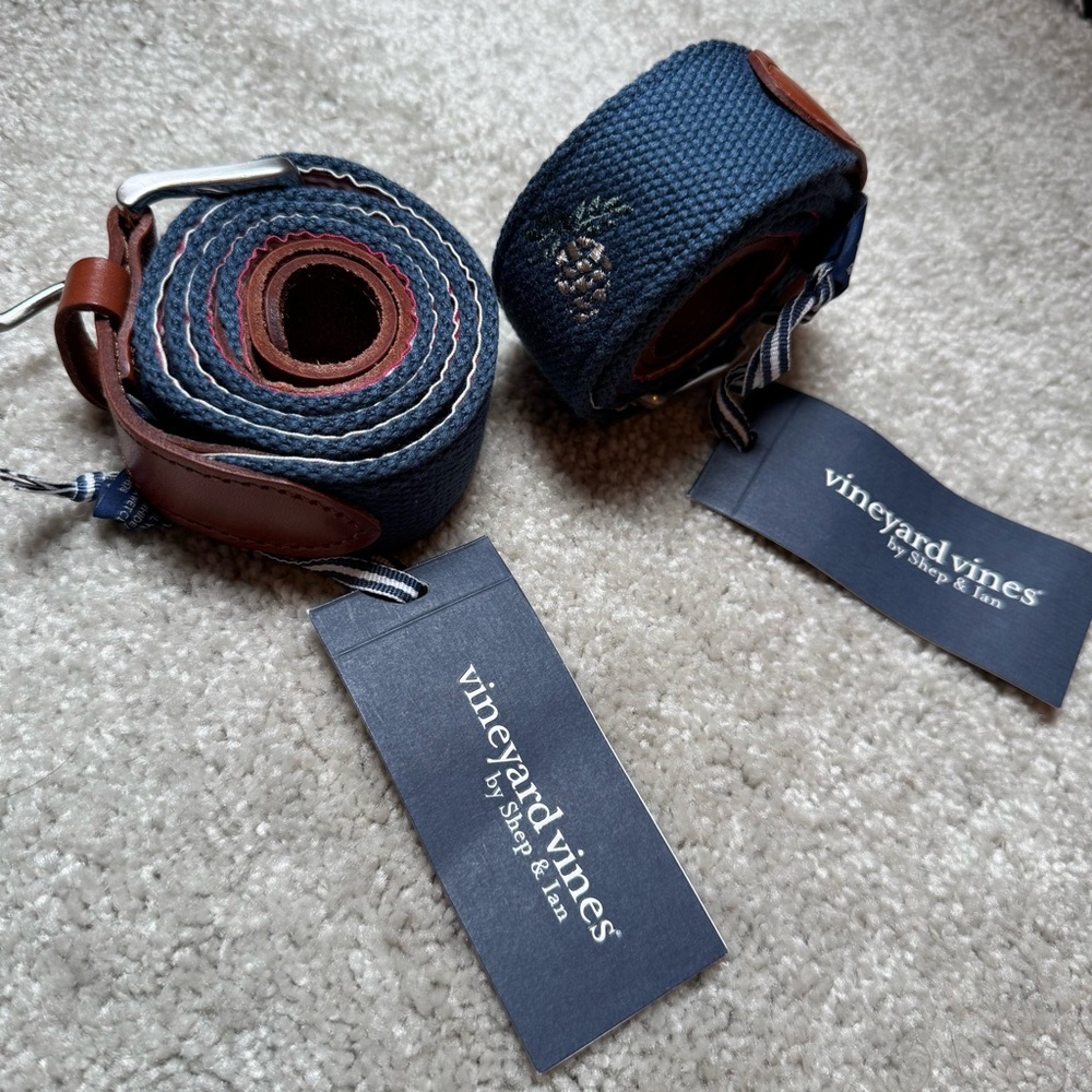 NWT Vineyard Vines Men's Navy Canvas Leather Club Belt Acorn $68 Sz 32 or 36